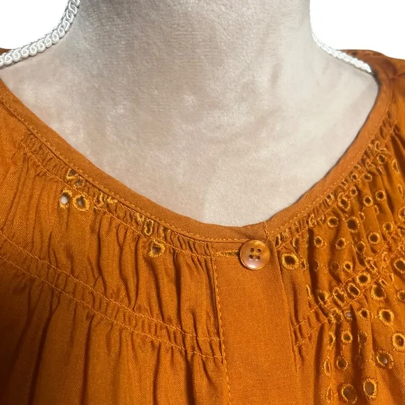 Chico's Vibrant Orange Cutwork Blouse Size L - Picture 8 of 12